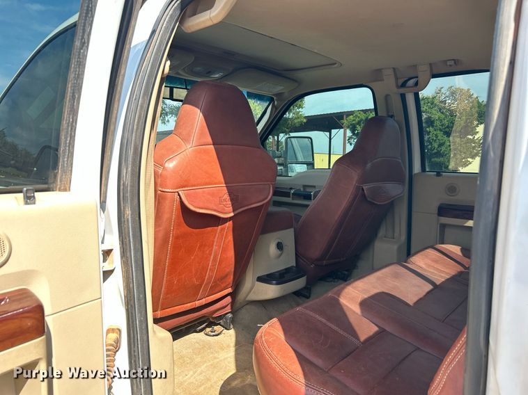 image for item DJ6285 2008 Ford F250 Super Duty Lariat King Ranch  Crew Cab pickup truck