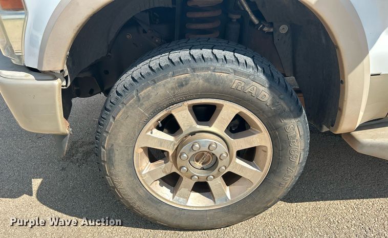 image for item DJ6285 2008 Ford F250 Super Duty Lariat King Ranch  Crew Cab pickup truck