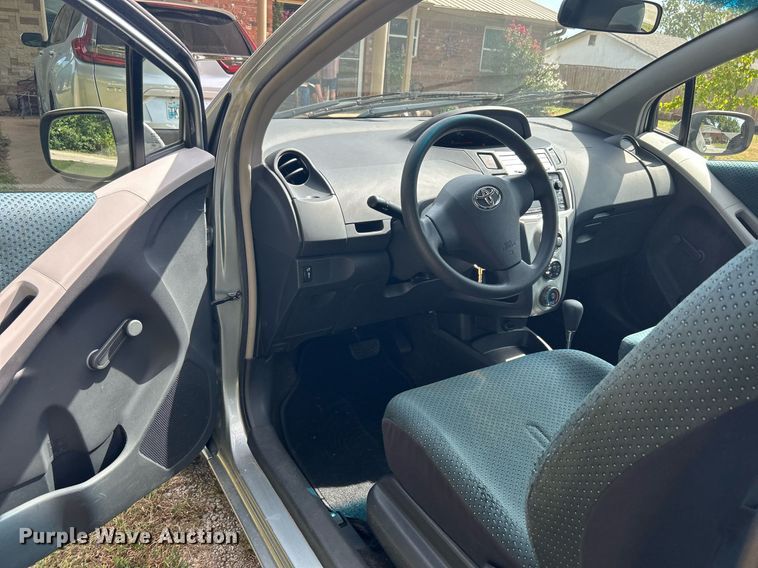 image for item DJ6287 2007 Toyota Yaris