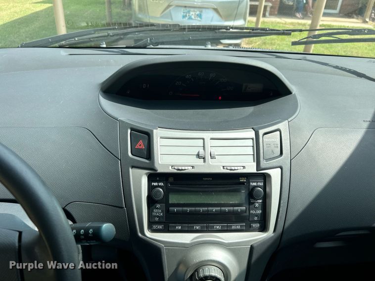 image for item DJ6287 2007 Toyota Yaris