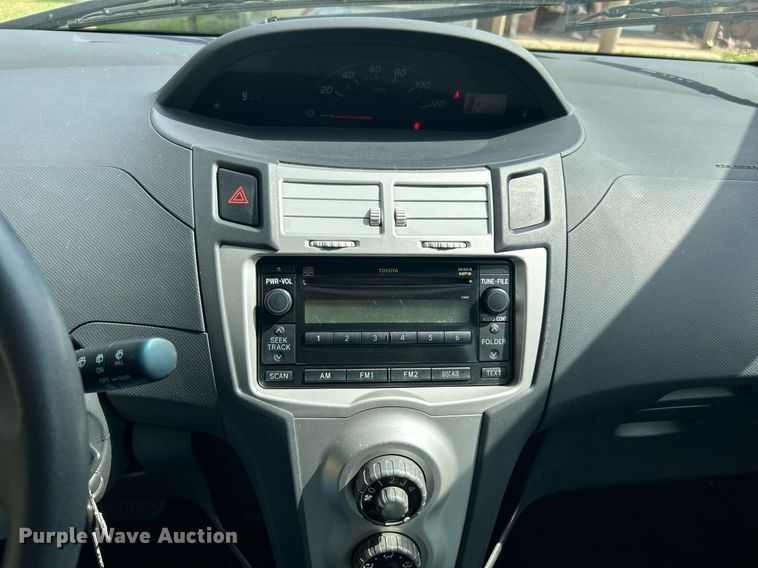 image for item DJ6287 2007 Toyota Yaris