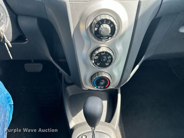 image for item DJ6287 2007 Toyota Yaris