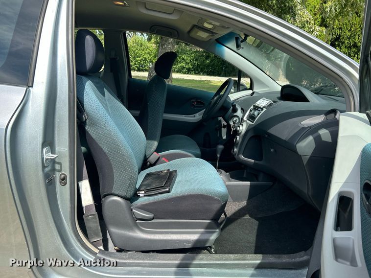 image for item DJ6287 2007 Toyota Yaris