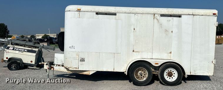 image for item DJ6290 1994 CM  enclosed cargo trailer