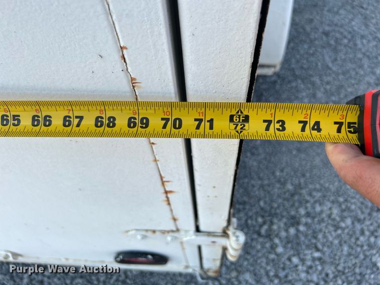 image for item DJ6290 1994 CM  enclosed cargo trailer