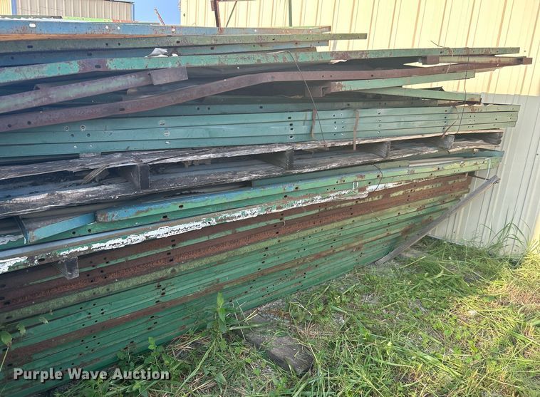image for item DJ6293 Approximately 190 pole barn wall sections