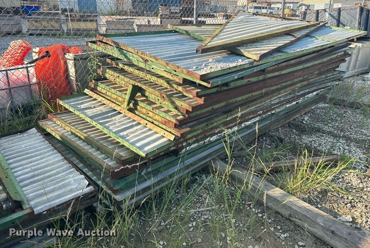 image for item DJ6293 Approximately 190 pole barn wall sections