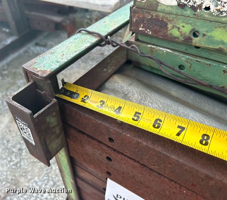 image for item DJ6293 Approximately 190 pole barn wall sections