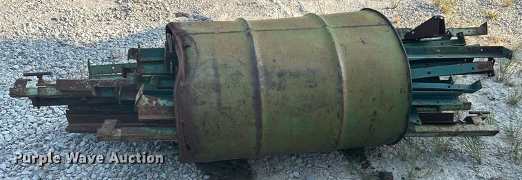 image for item DJ6293 Approximately 190 pole barn wall sections