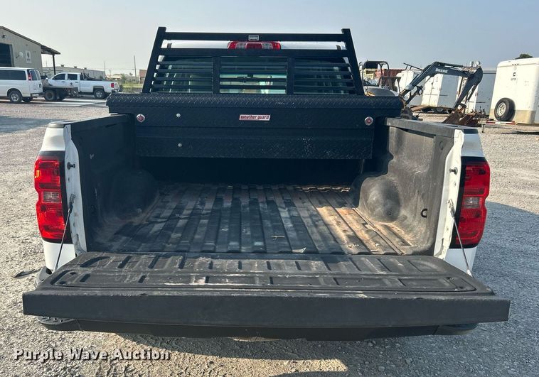 image for item DJ6295 2015 Chevrolet Silverado 1500  Crew Cab pickup truck