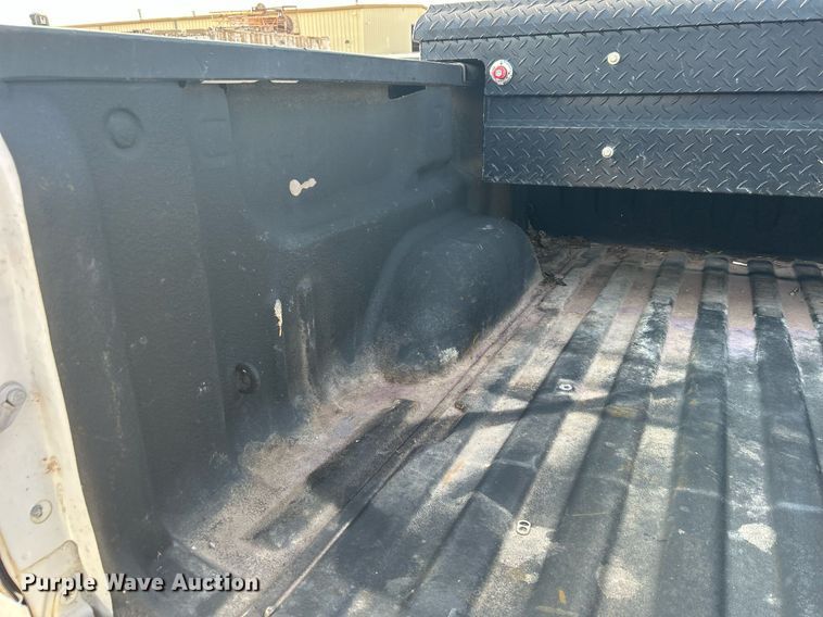 image for item DJ6295 2015 Chevrolet Silverado 1500  Crew Cab pickup truck