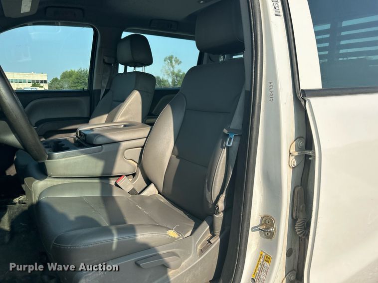 image for item DJ6295 2015 Chevrolet Silverado 1500  Crew Cab pickup truck