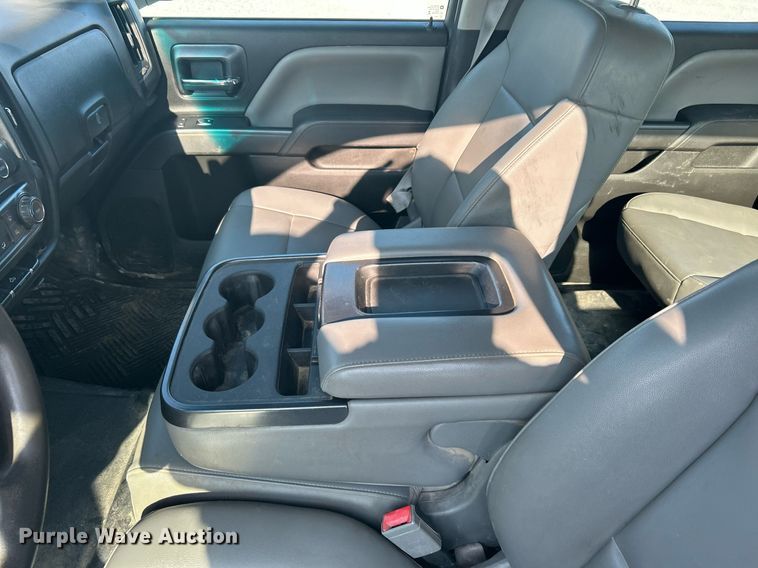 image for item DJ6295 2015 Chevrolet Silverado 1500  Crew Cab pickup truck