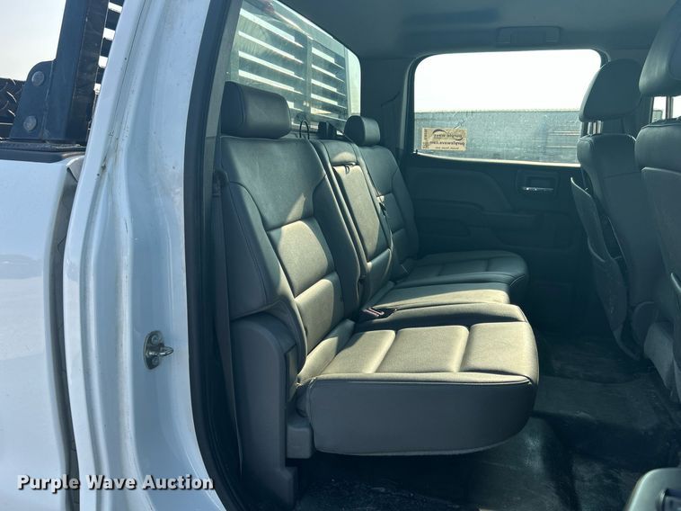 image for item DJ6295 2015 Chevrolet Silverado 1500  Crew Cab pickup truck