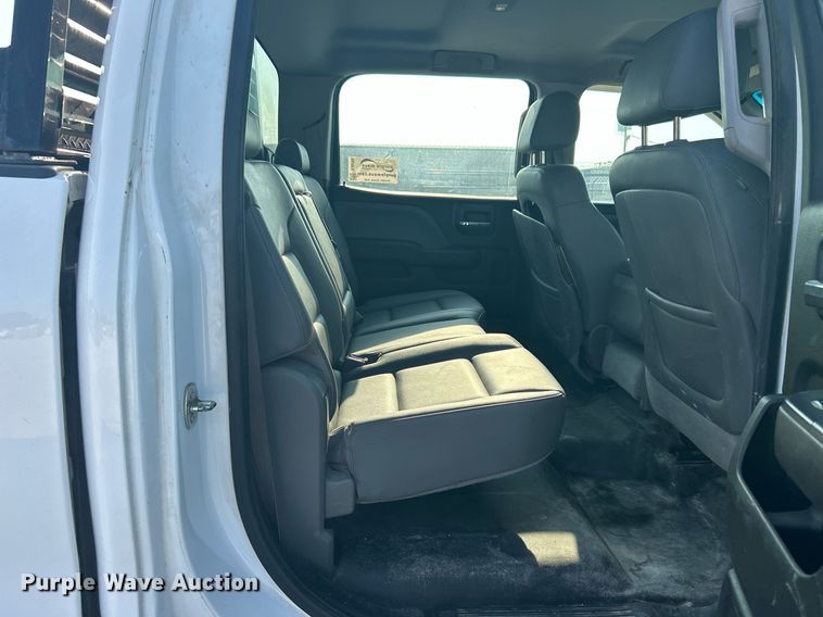 image for item DJ6295 2015 Chevrolet Silverado 1500  Crew Cab pickup truck