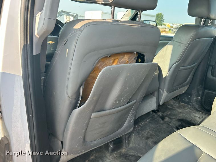 image for item DJ6295 2015 Chevrolet Silverado 1500  Crew Cab pickup truck