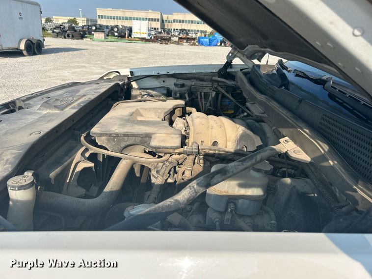 image for item DJ6295 2015 Chevrolet Silverado 1500  Crew Cab pickup truck