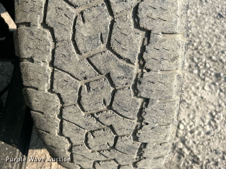 image for item DJ6295 2015 Chevrolet Silverado 1500  Crew Cab pickup truck