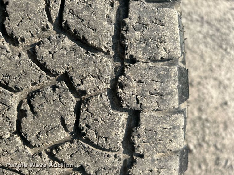 image for item DJ6295 2015 Chevrolet Silverado 1500  Crew Cab pickup truck