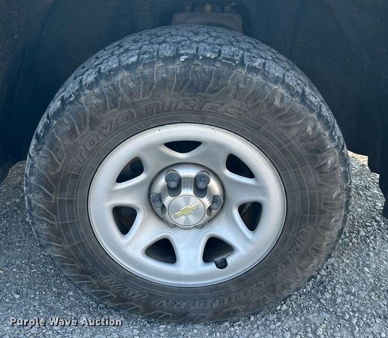 image for item DJ6295 2015 Chevrolet Silverado 1500  Crew Cab pickup truck