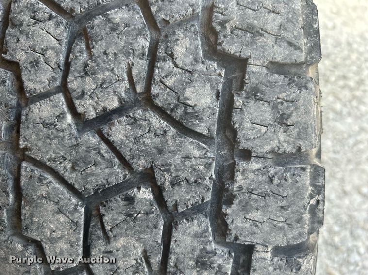 image for item DJ6295 2015 Chevrolet Silverado 1500  Crew Cab pickup truck