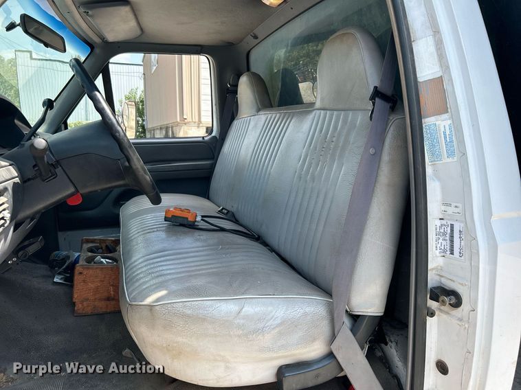 image for item DJ6297 1997 Ford F450 Super Duty  dump truck