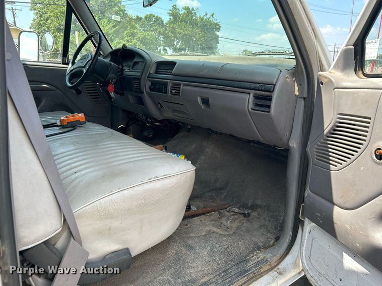 image for item DJ6297 1997 Ford F450 Super Duty  dump truck