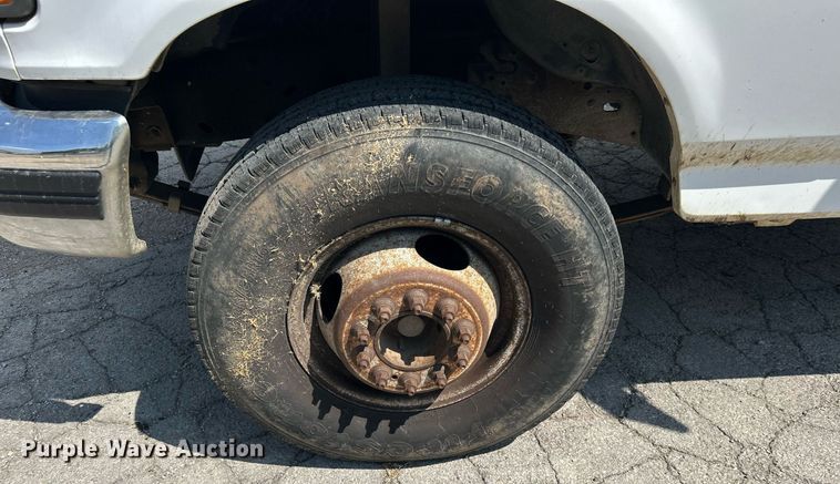 image for item DJ6297 1997 Ford F450 Super Duty  dump truck