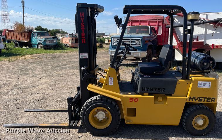 image for item DK2493 Hyster H50XL  forklift