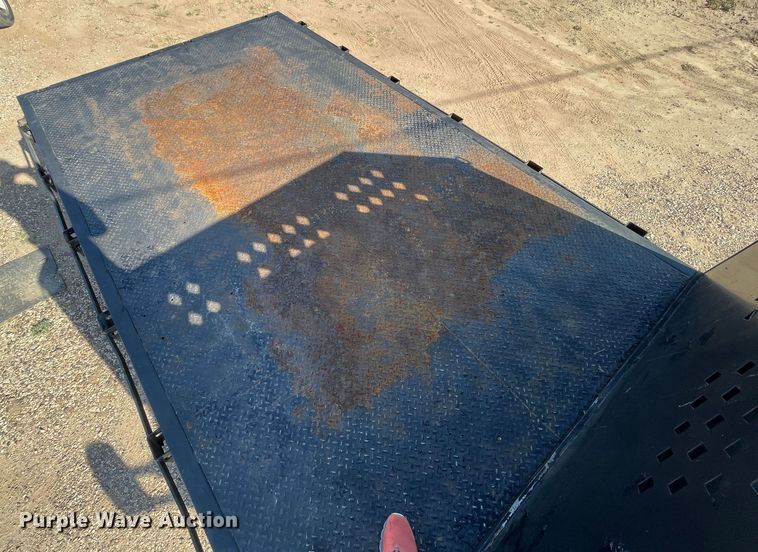 image for item DK2494 2005 Ford F550 Super Duty  flatbed truck