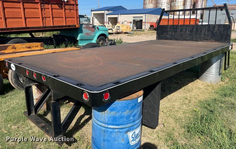 image for item DK2497 Omaha  flatbed