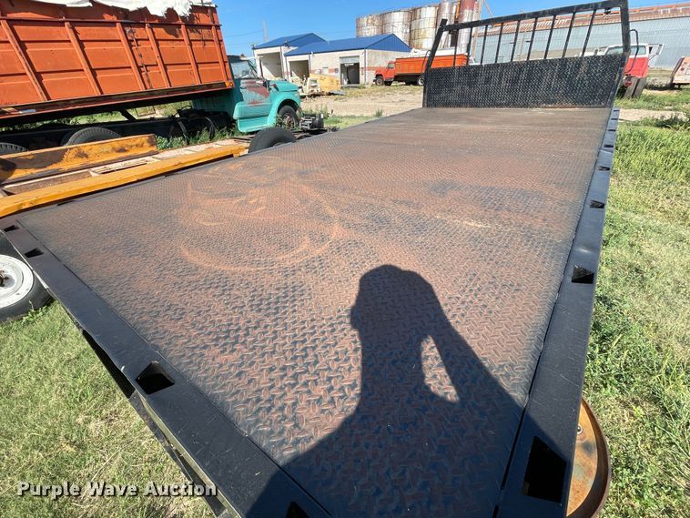 image for item DK2497 Omaha  flatbed