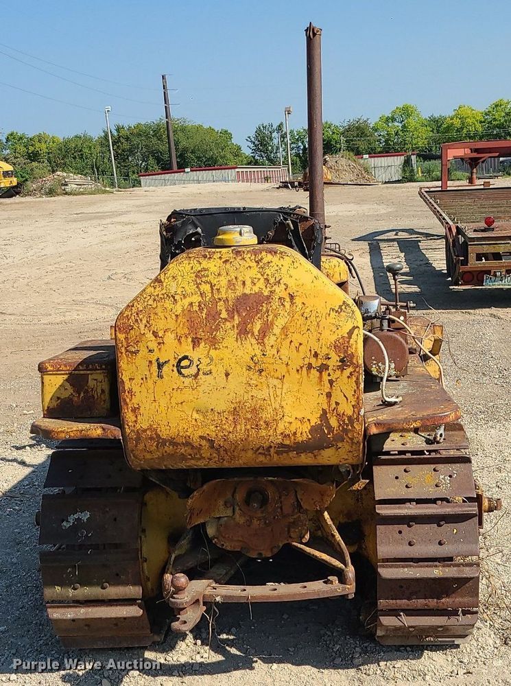 image for item DK4031 Caterpillar D2  dozer