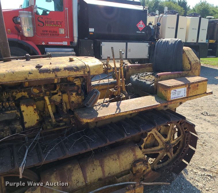 image for item DK4031 Caterpillar D2  dozer