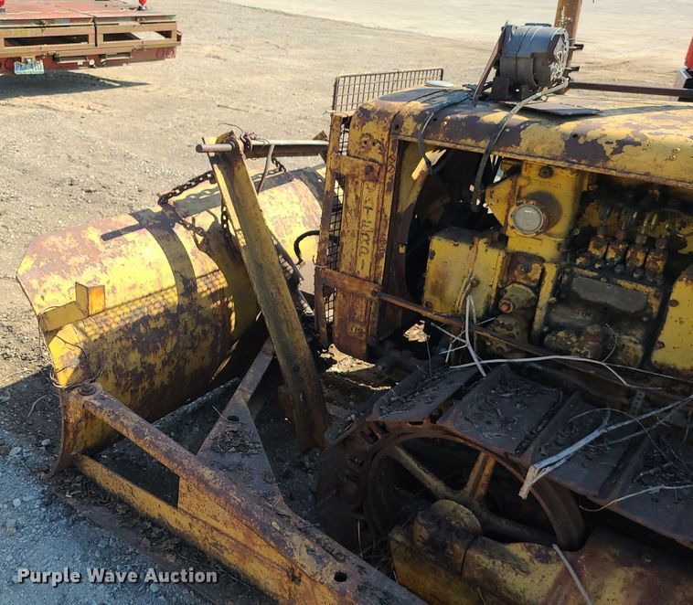 image for item DK4031 Caterpillar D2  dozer