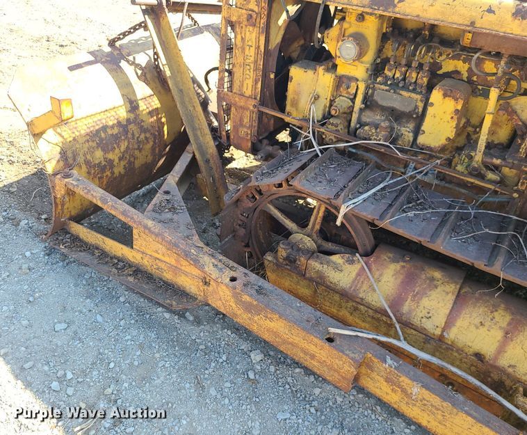 image for item DK4031 Caterpillar D2  dozer