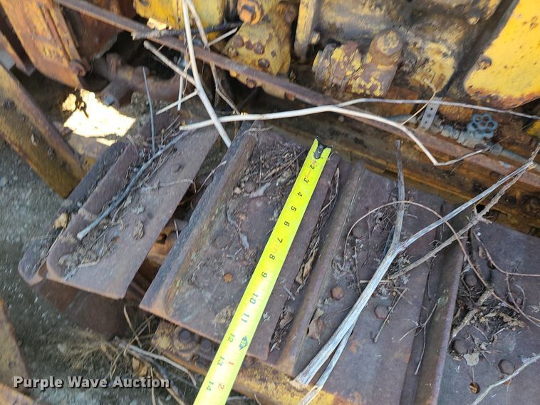 image for item DK4031 Caterpillar D2  dozer