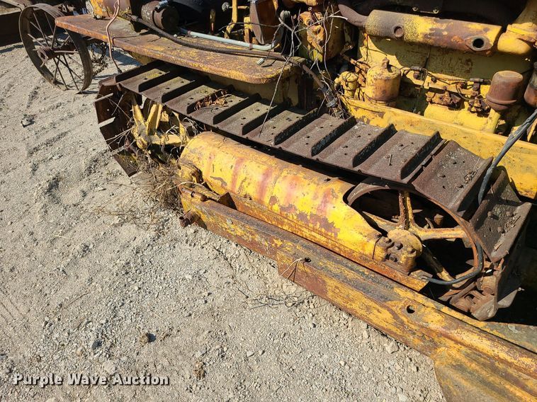 image for item DK4031 Caterpillar D2  dozer