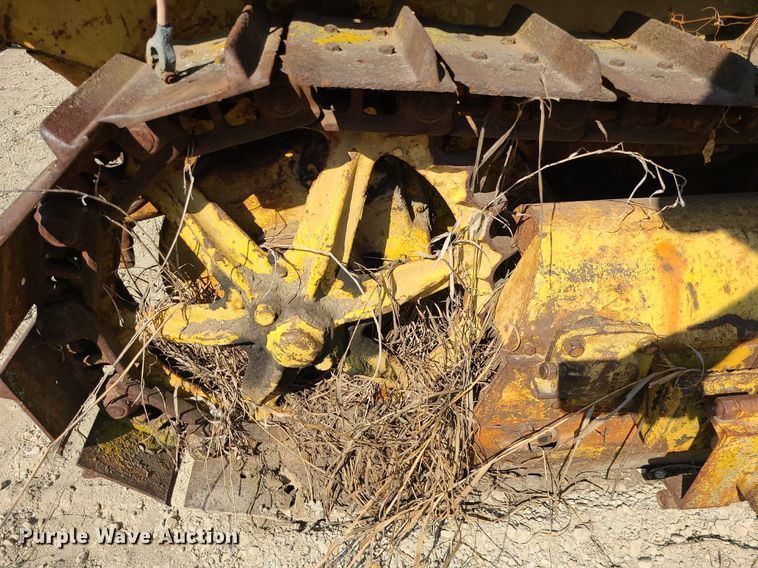 image for item DK4031 Caterpillar D2  dozer