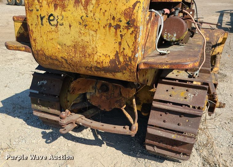 image for item DK4031 Caterpillar D2  dozer