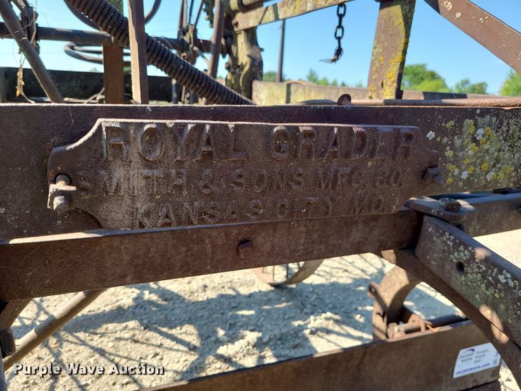 image for item DK4032 Smith & Sons Manufacturing  grader