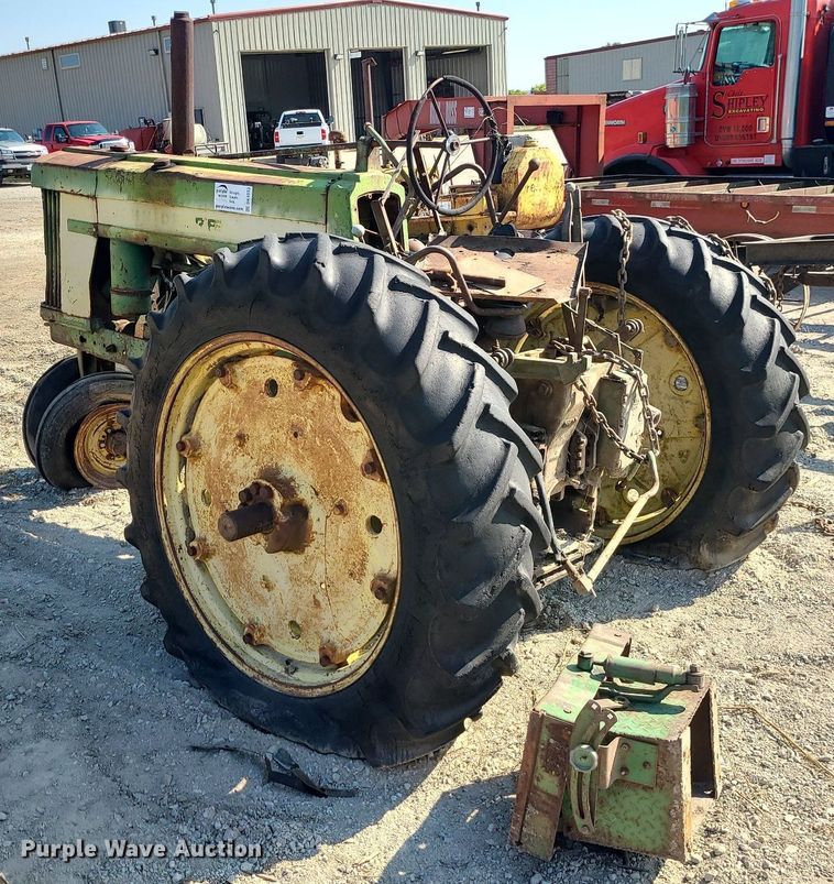 image for item DK4033 1958 John Deere 630  tractor