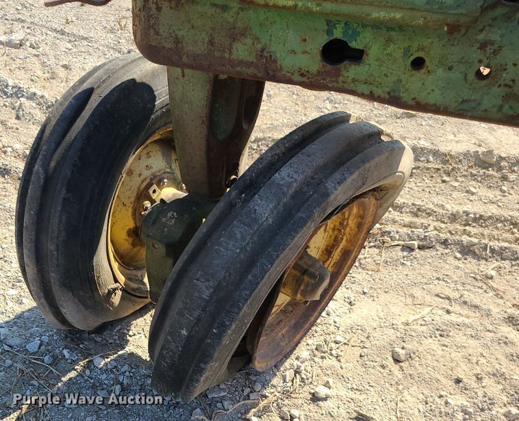 image for item DK4033 1958 John Deere 630  tractor