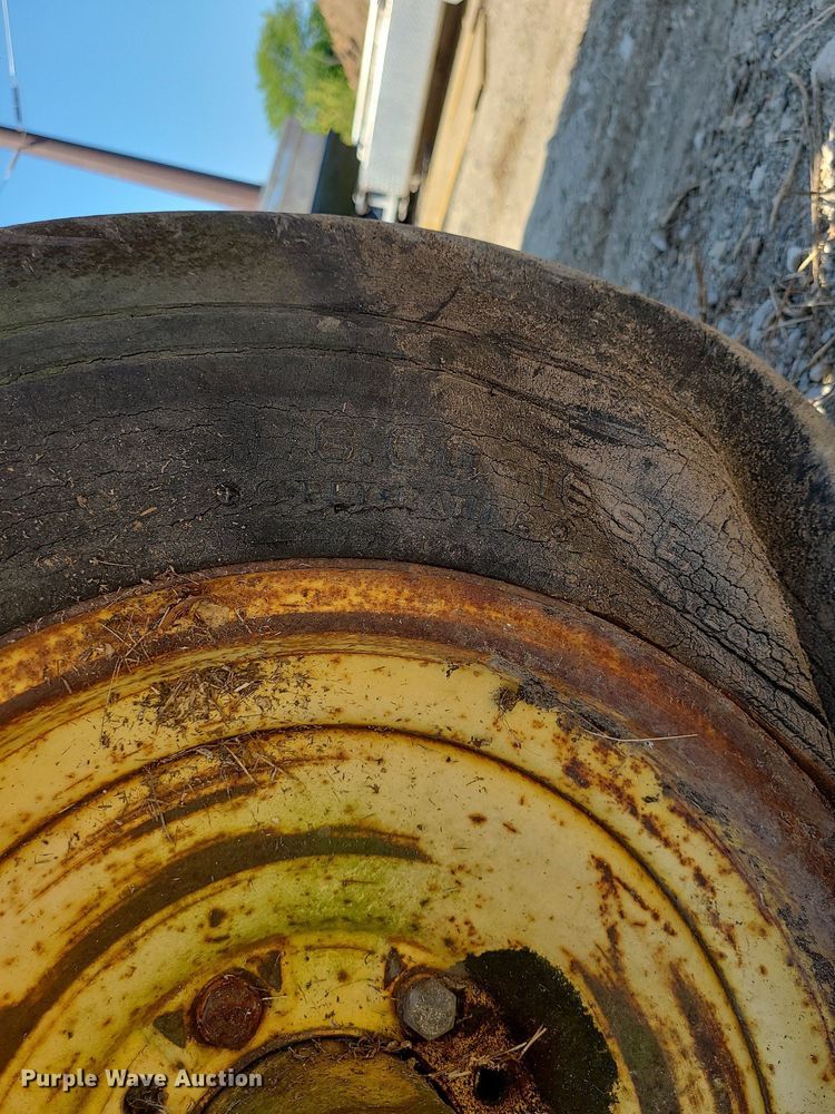 image for item DK4033 1958 John Deere 630  tractor