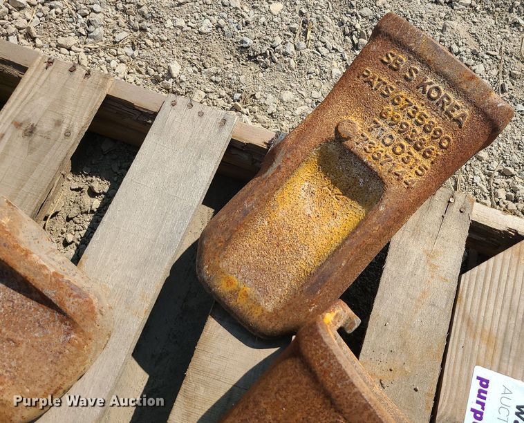 image for item DK4037 Caterpillar 349  excavator parts