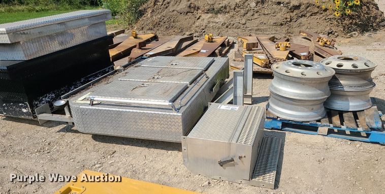 image for item DK4040 Truck parts and accessories