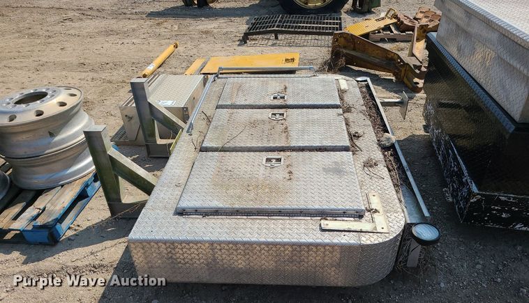 image for item DK4040 Truck parts and accessories