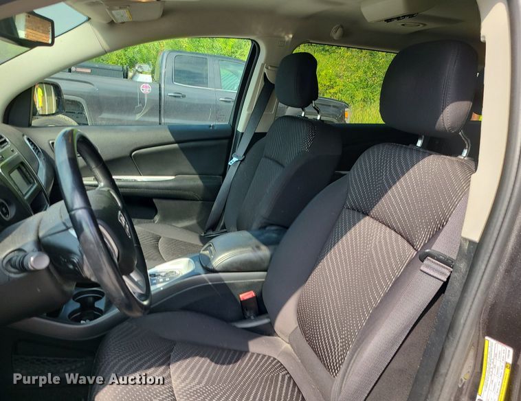 image for item DK4063 2015 Dodge Journey SXT  SUV