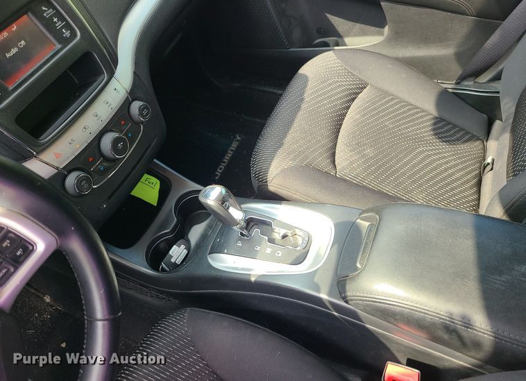 image for item DK4063 2015 Dodge Journey SXT  SUV