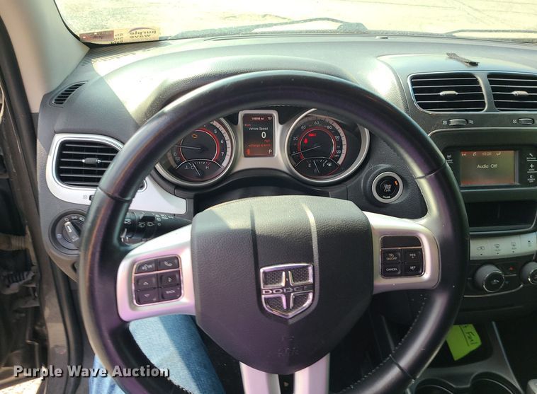 image for item DK4063 2015 Dodge Journey SXT  SUV